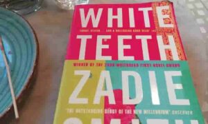 Book Lab White teeth
